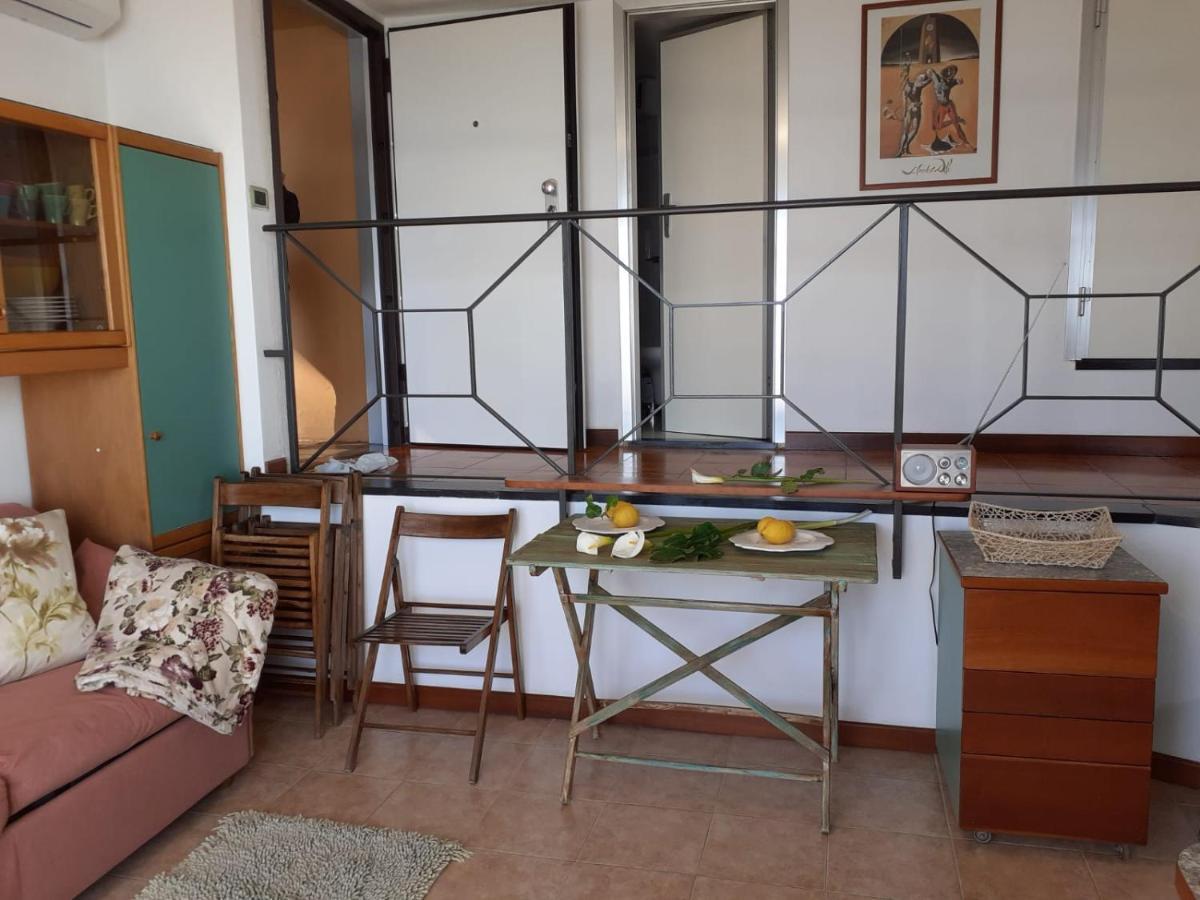 Ferienwohnung Cadorna Fronte Mare Alassio Exterior foto
